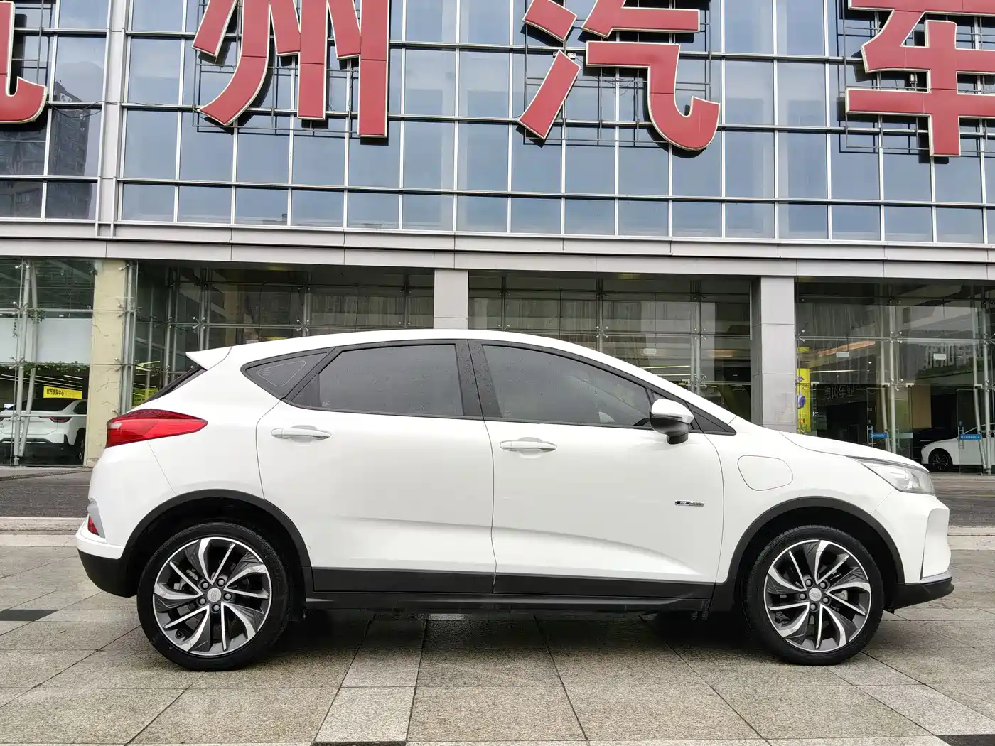 GEELY AUTOMOBILE EMGRAND GSE