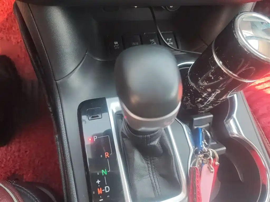 Toyota Highlander 2018 2.0T 4WD Ultimate 7-seater (China V) фото 7