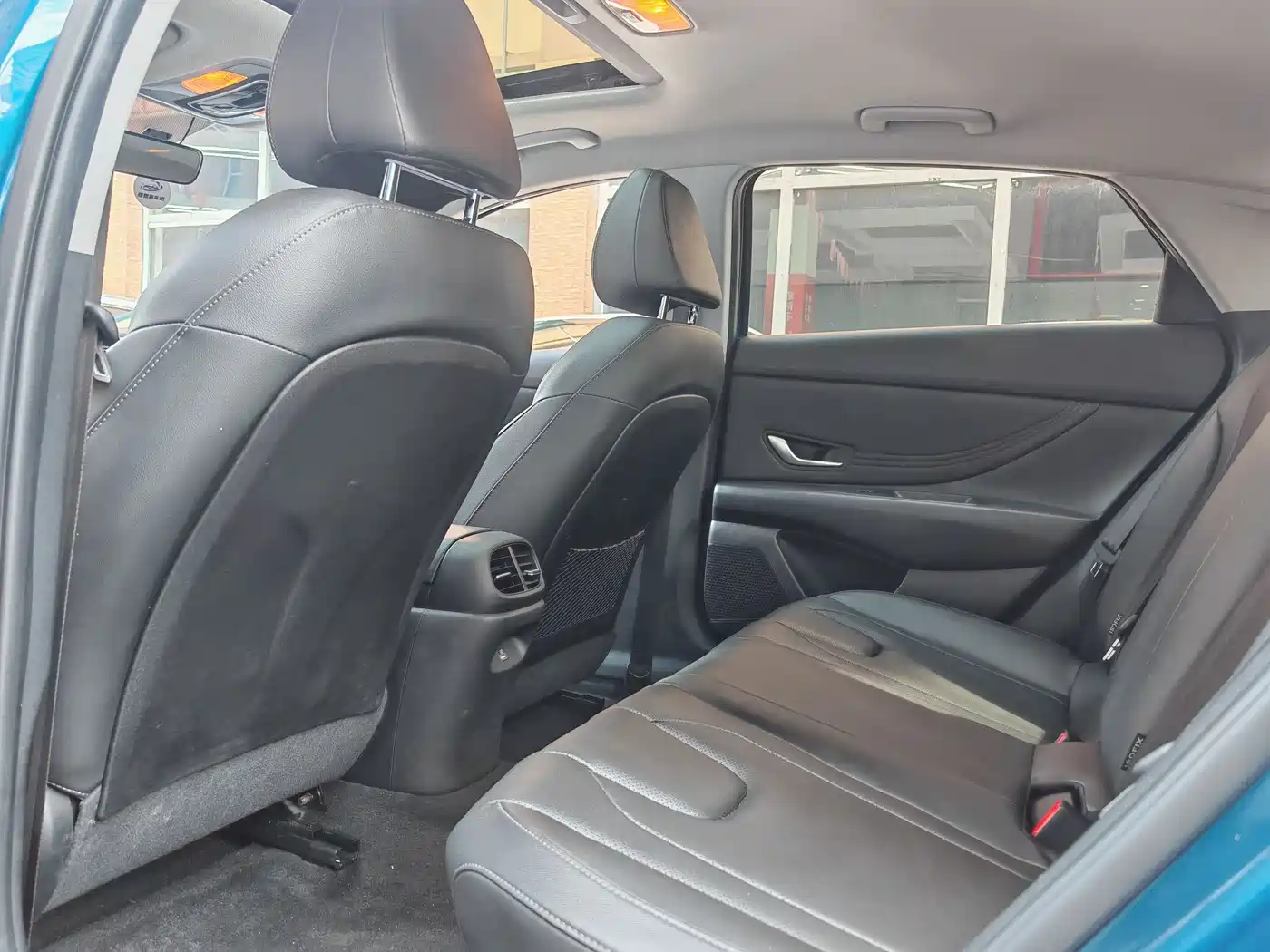 Hyundai Elantra 2022 1.5L CVT GLX Elite Edition фото 5