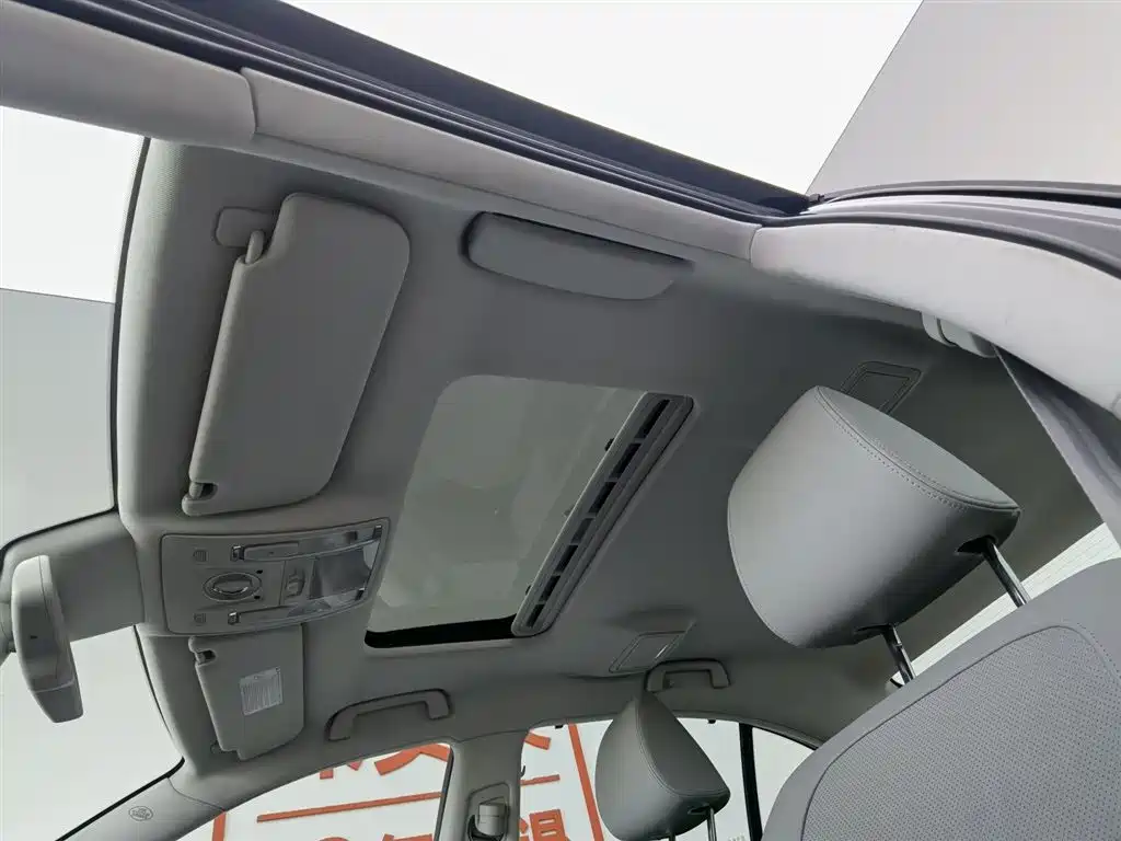 Hongqi H7 2015 3.0L Premium фото 14