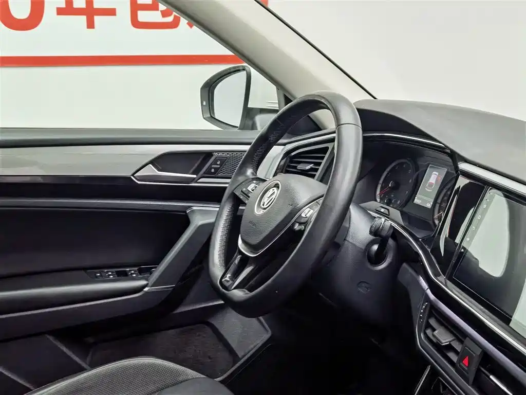 Volkswagen Tayron 2019 330TSI 2WD Luxury China V фото 22