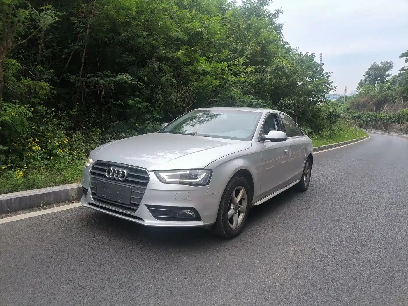 Audi A4L 2013 35 TFSI Automatic Comfort