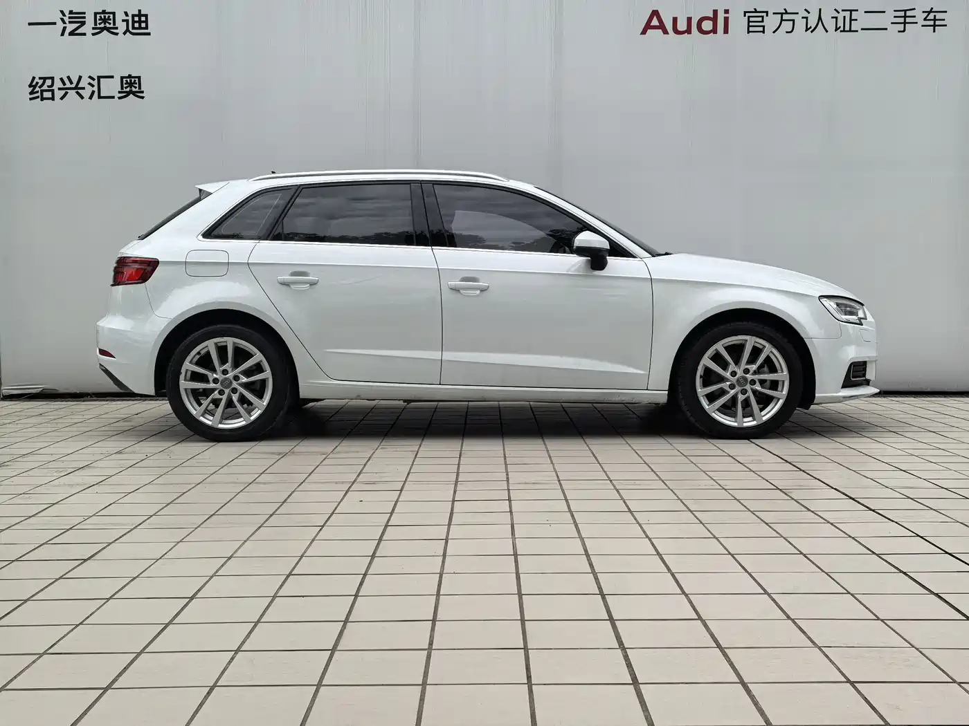 Audi A3 2019 Sportback 35 TFSI Progressive China VI фото 2