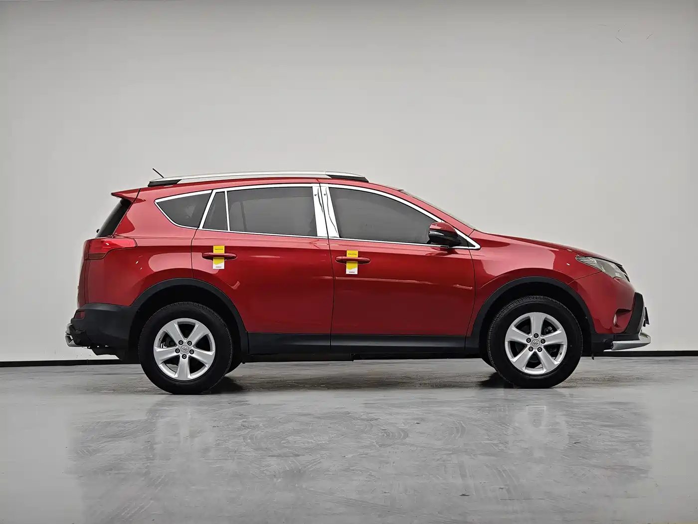 Toyota RAV4 Rongfang 2013 2.0L CVT 2WD Urban фото 10