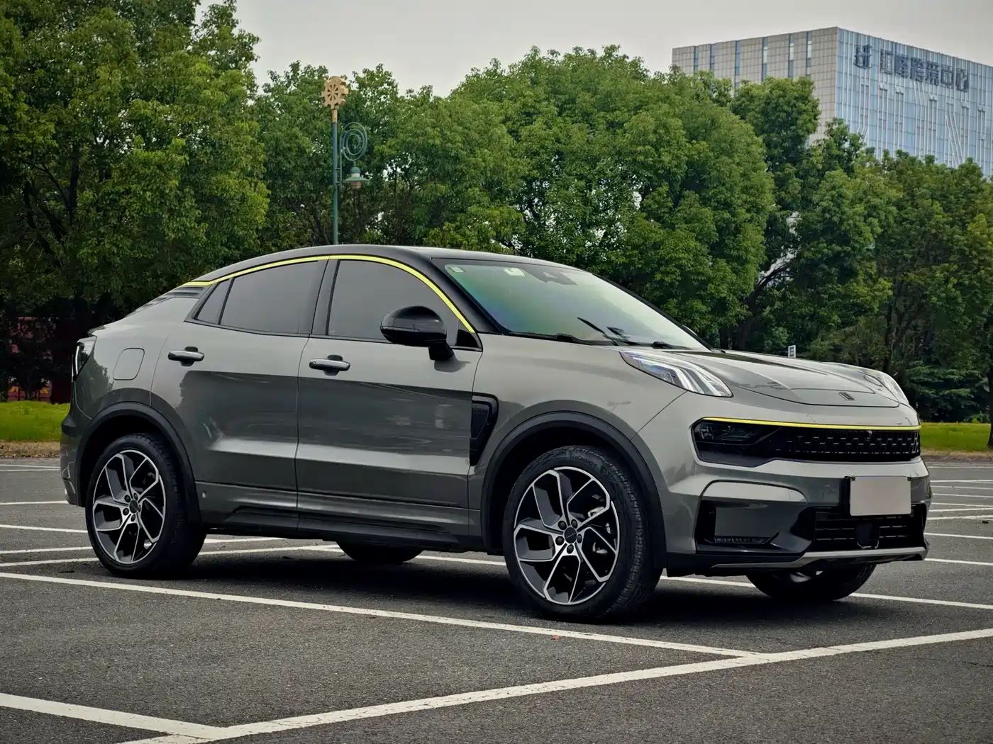 Lynk & Co 05 2021 2020 2.0TD 2WD Shine Plus