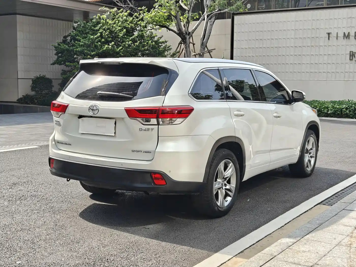 Toyota Highlander 2018 2.0T 4WD Luxury 7-seater China VI фото 4