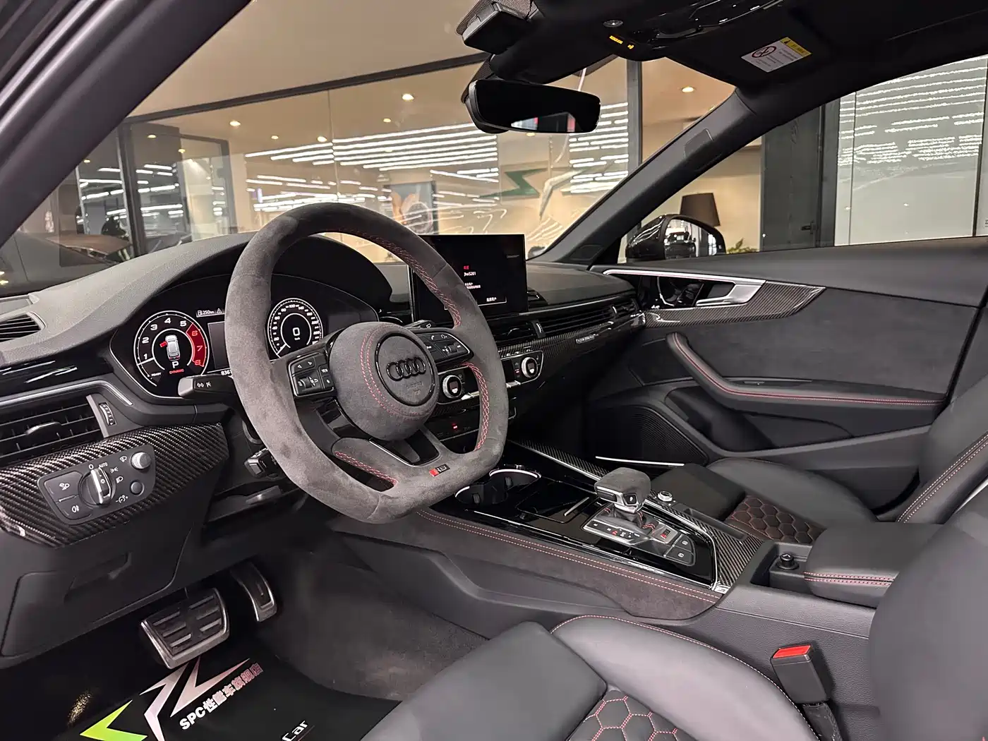Audi RS 4 2023 Model RS4 Avant Obsidian Edition фото 5