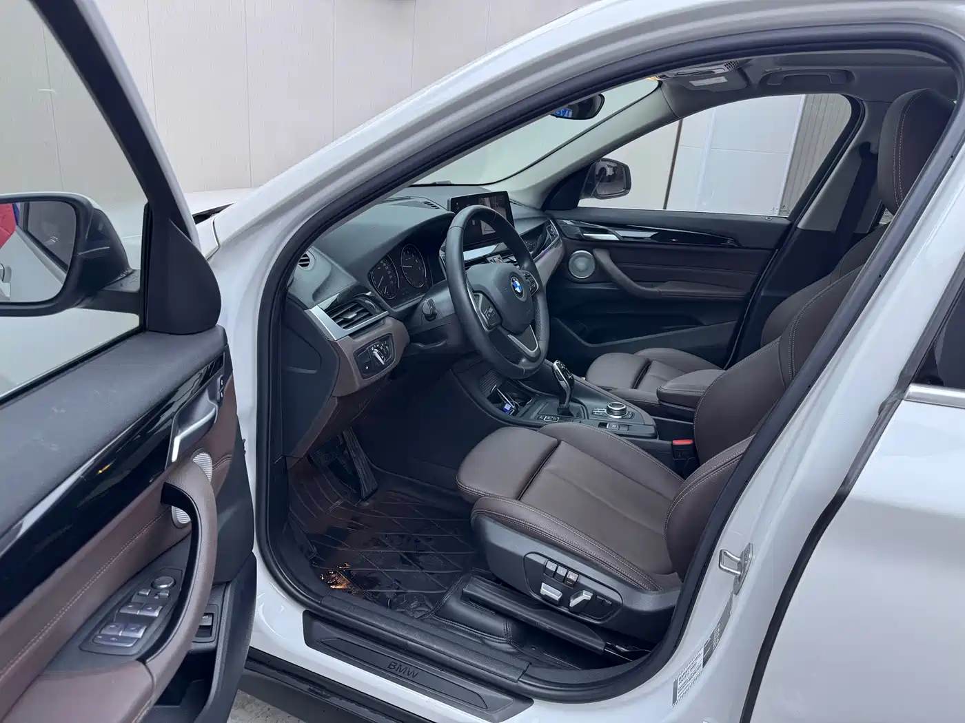 BMW X1 2021 sDrive20Li Fashion фото 7