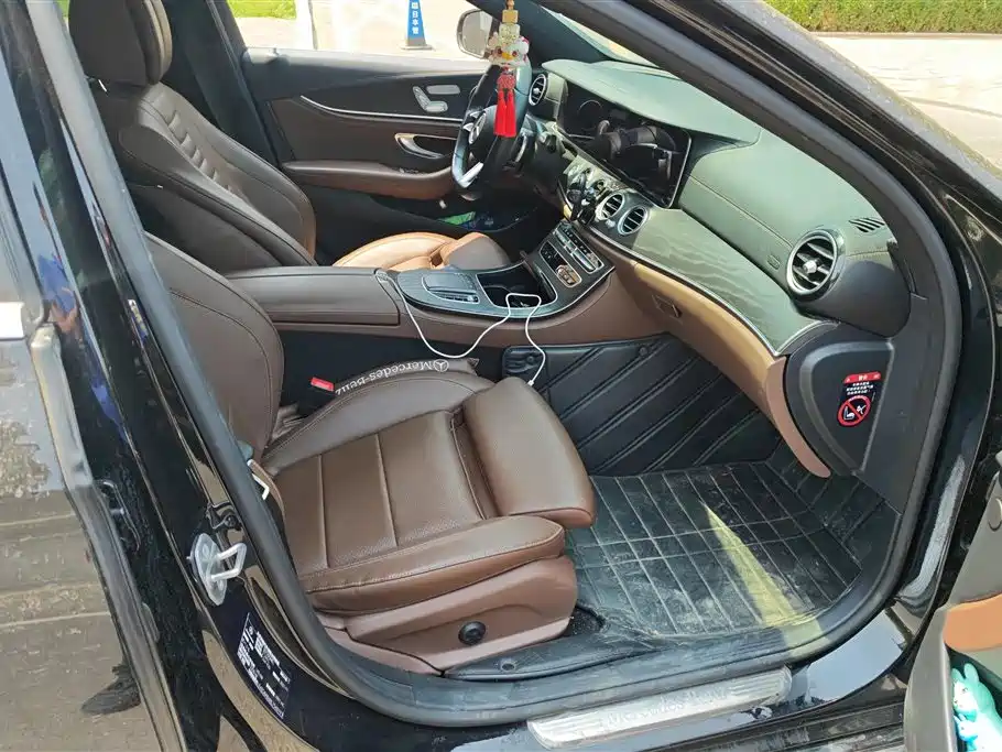 Mercedes-Benz E-Class 2022 E 260 L Sport фото 8