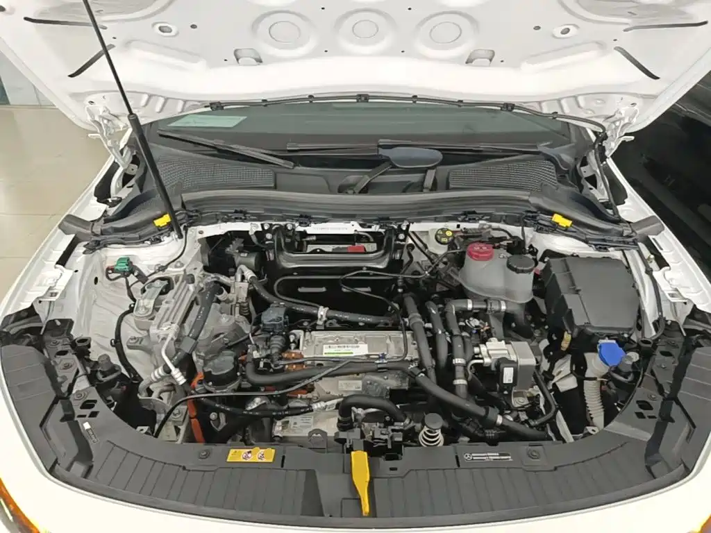 Фото 20 - Mercedes-Benz EQA