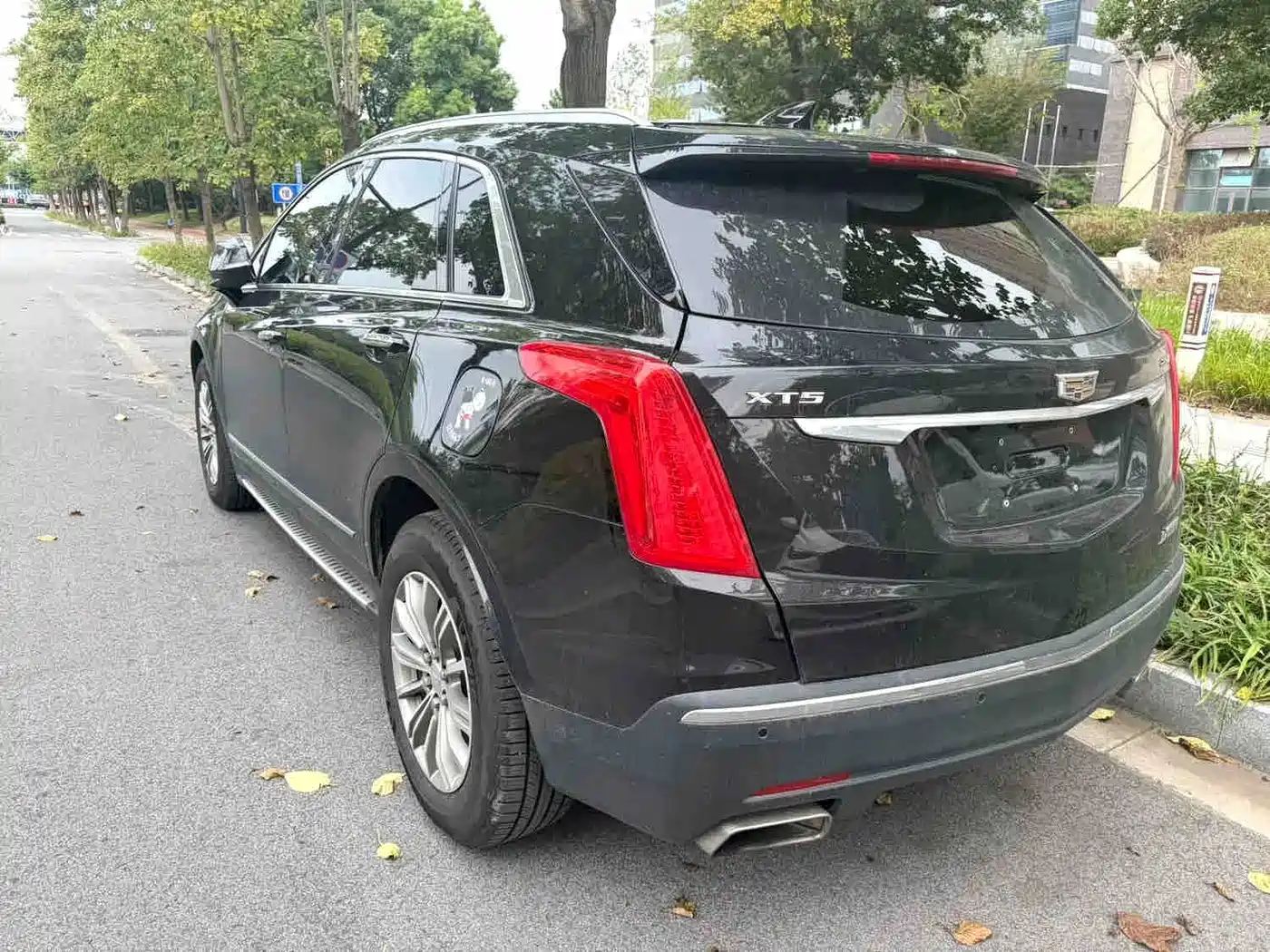 Cadillac XT5 2016 2016 25T Luxury Model