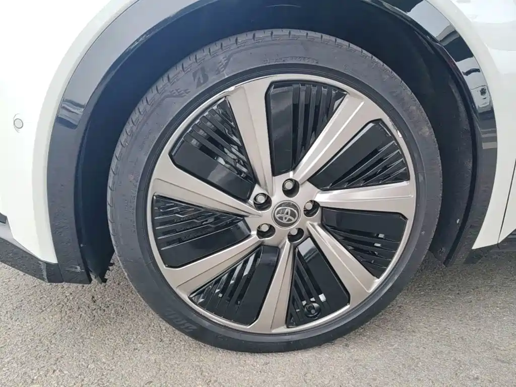 Toyota bZ5 2025 2025 550 PRO Smart Edition