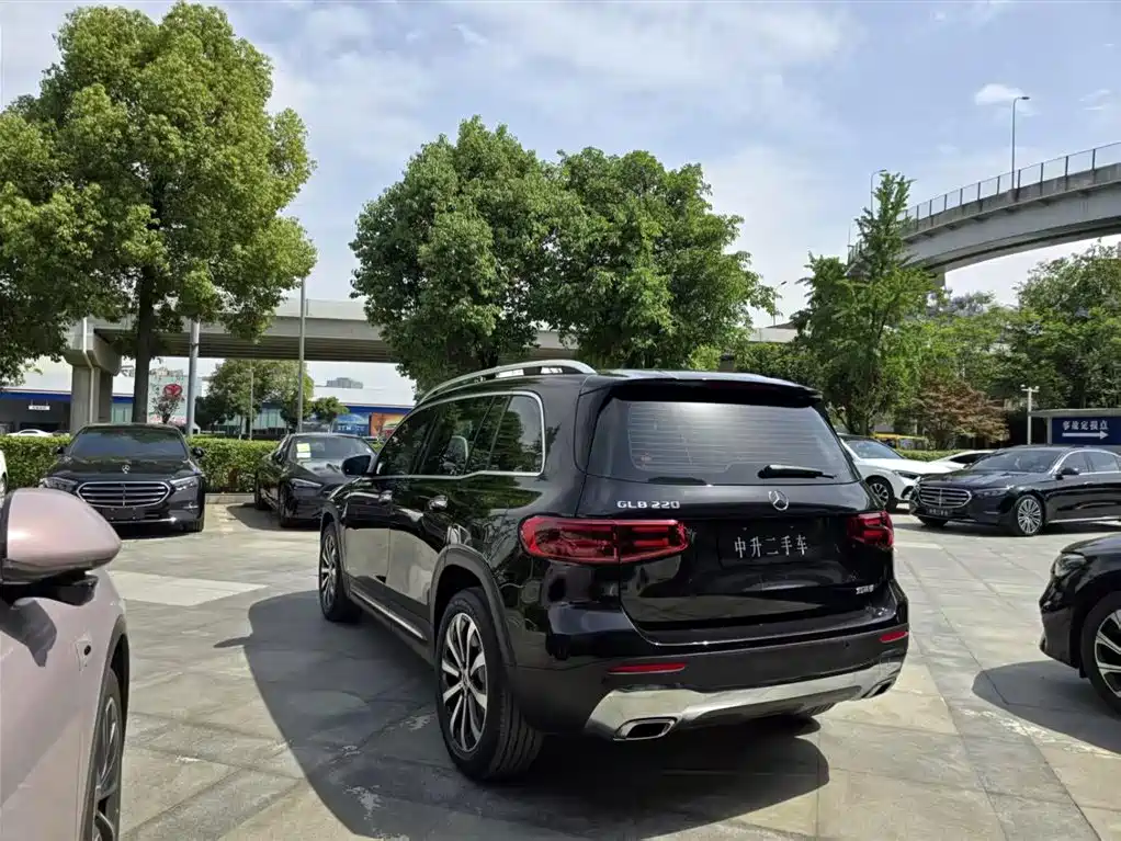 Mercedes-Benz GLB 2024 GLB 220 Fashion фото 7