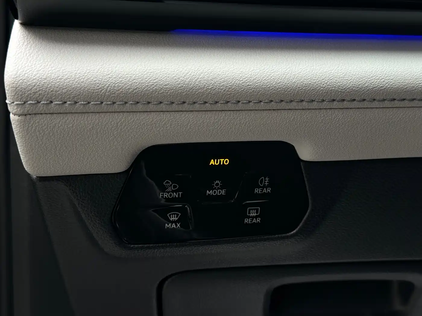 Volkswagen Teramont 2023 380TSI AWD Premium Luxury Edition фото 11