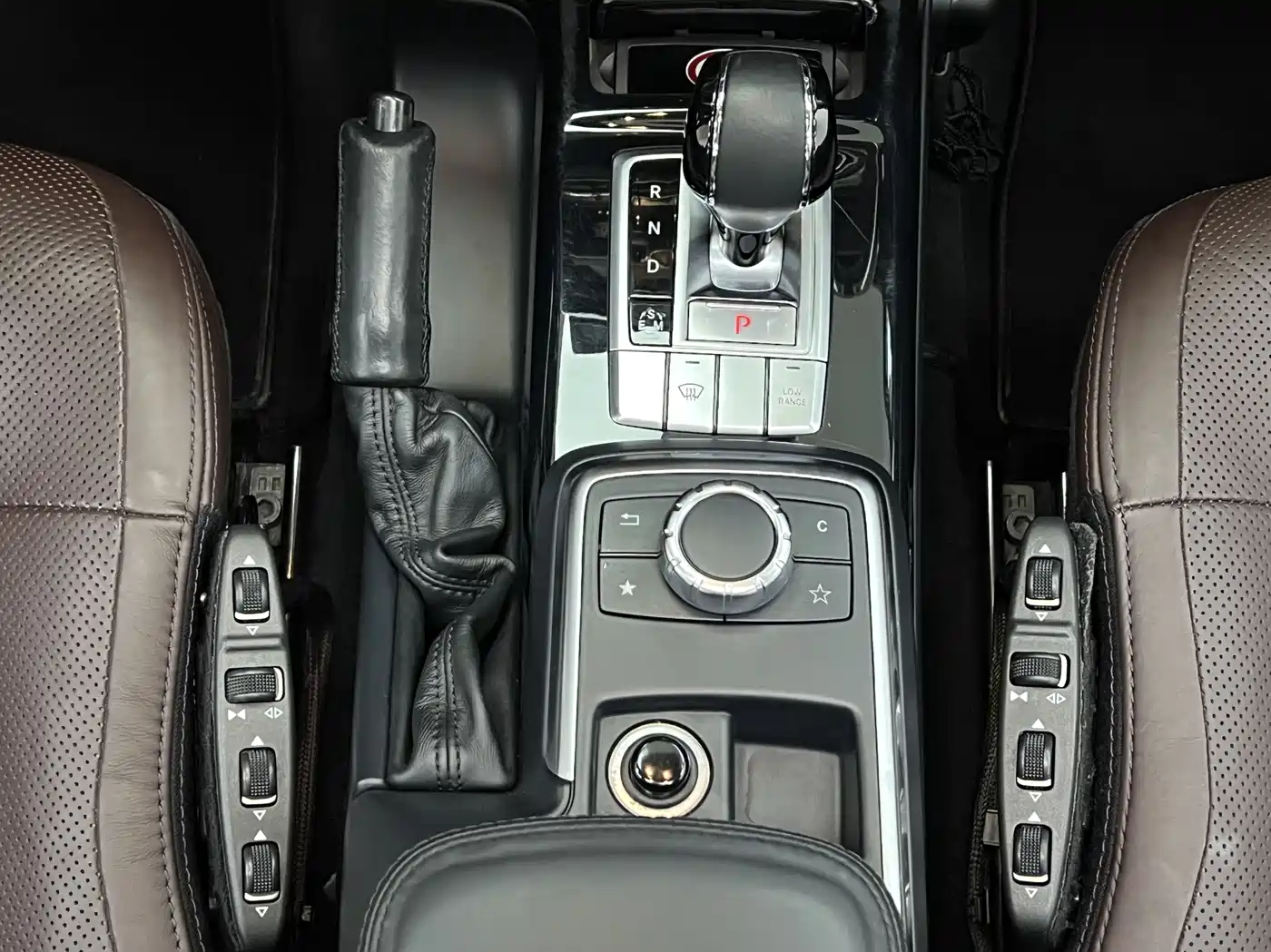 Mercedes-Benz G-Class 2016 G 500 фото 24