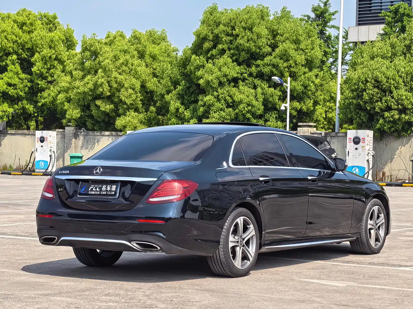 Mercedes-Benz E-Class 2019 E 260 L Sport фото 5