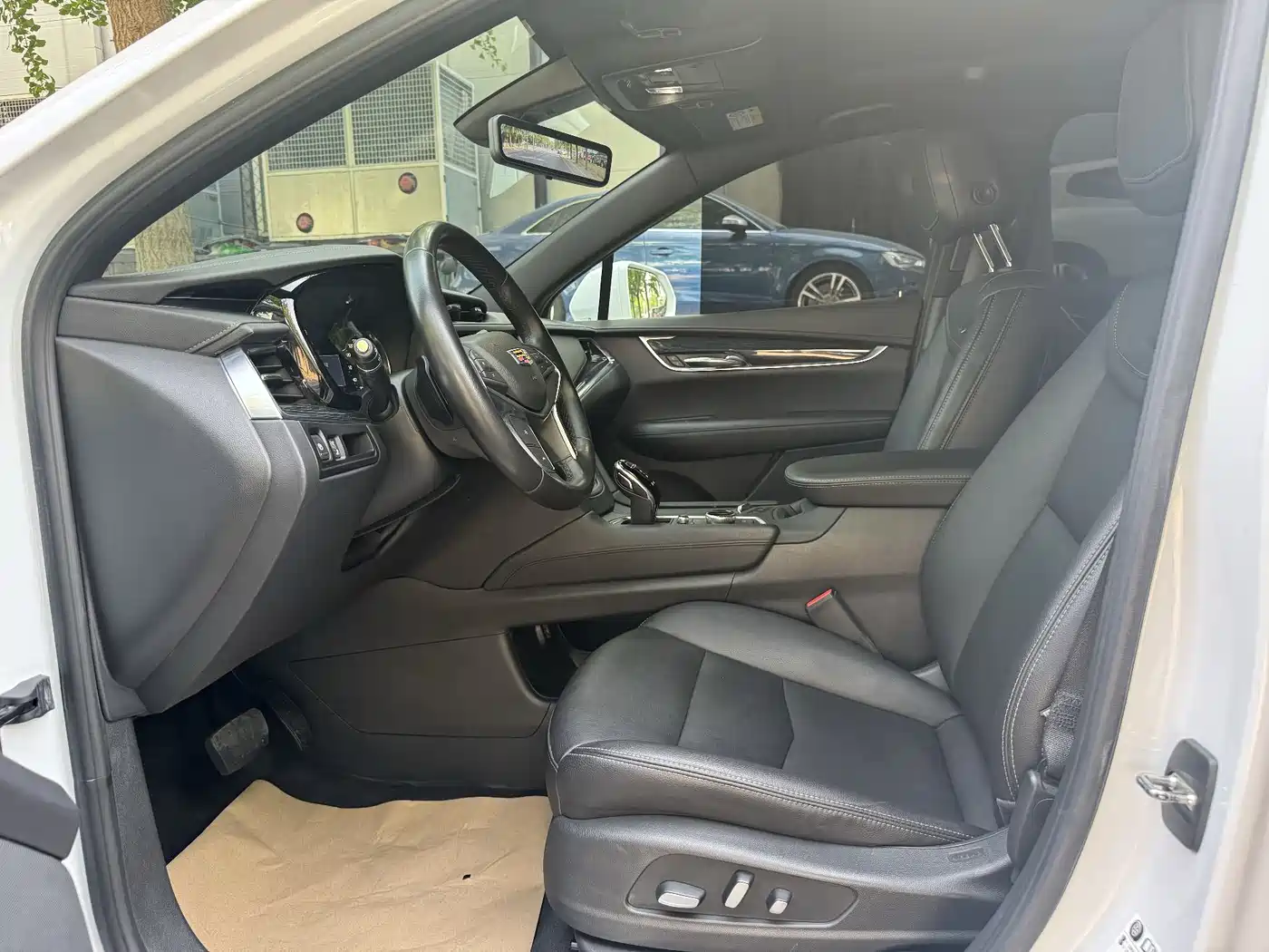 CADILLAC XT5
