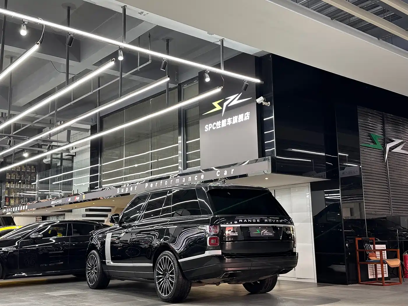 Land Rover Range Rover 2014 3.0 SC V6 Vogue фото 17