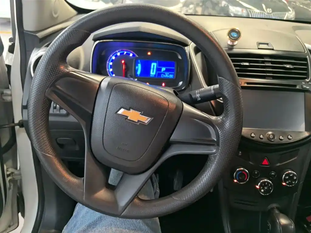 Chevrolet Trax 2014 1.4T Automatic 2WD Comfort фото 11