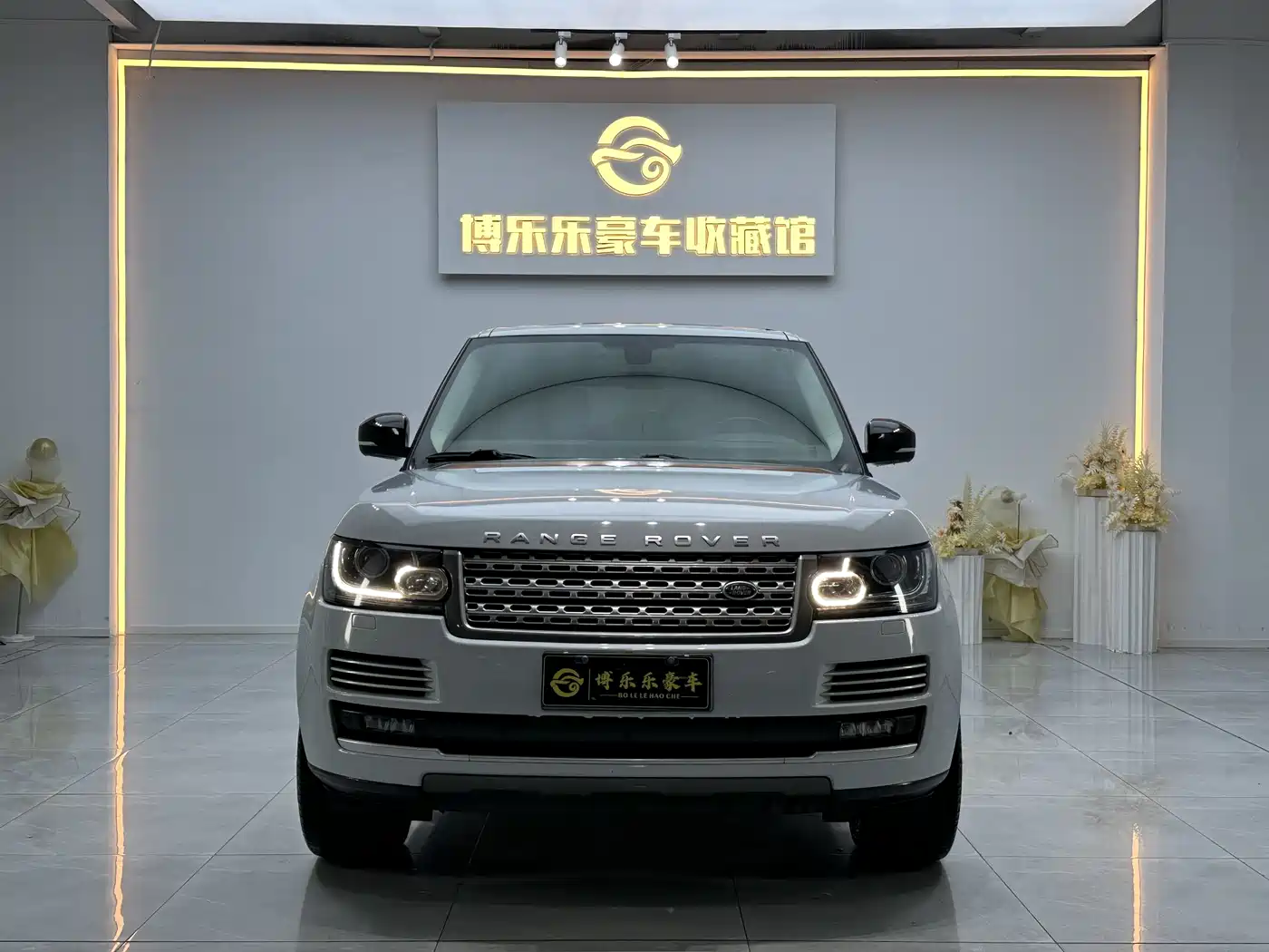 Land Rover Range Rover 2016 3.0 SC V6 Vogue SE Autobiography LWB фото 2