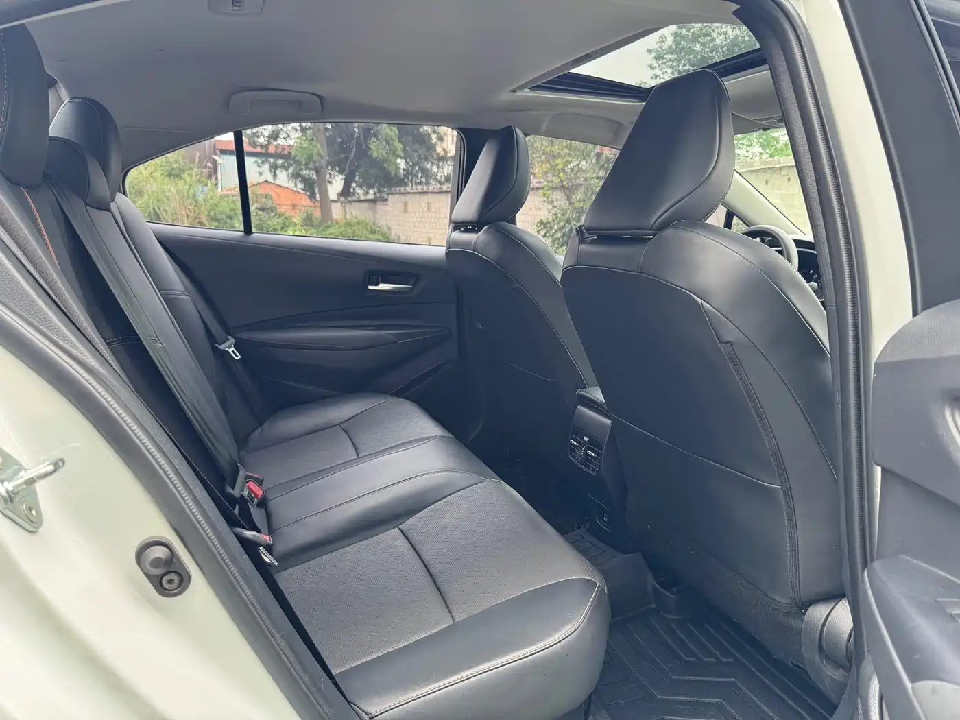 Toyota Levin 2024 Smart Hybrid 1.8L Sport Edition фото 9