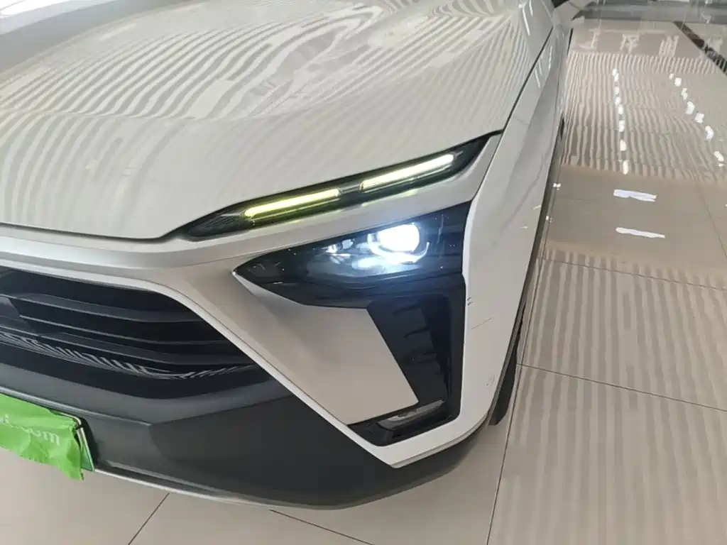 NIO ES8 2021 2020 415KM 6-Seater