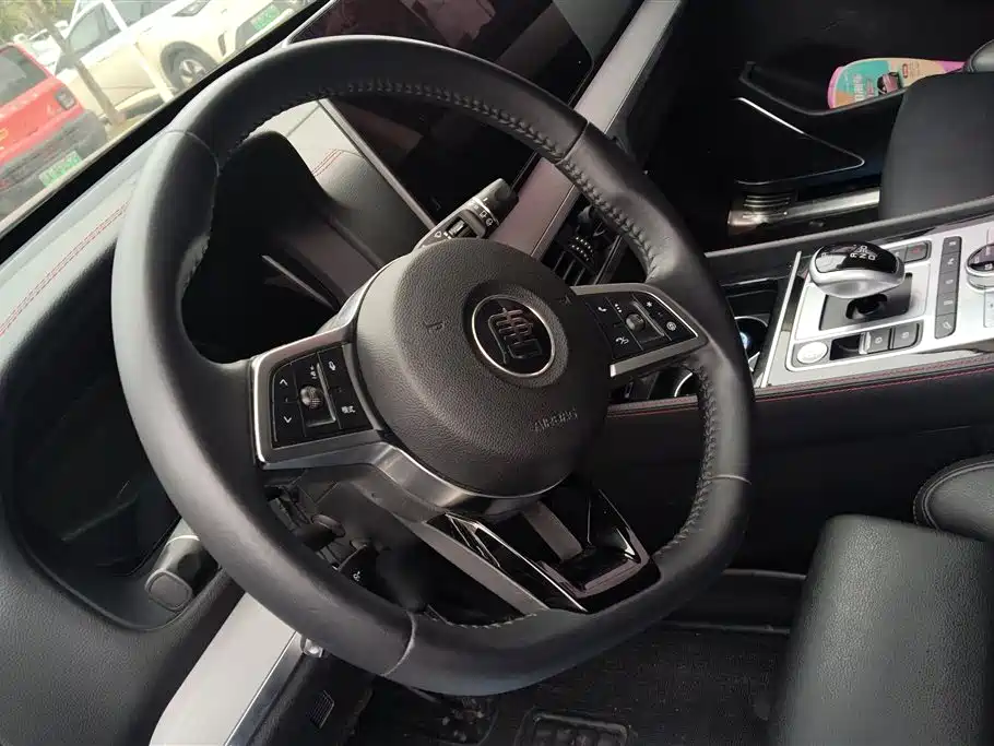 BYD Tang New Energy 2018 DM 2.0T AWD Smart Connection Genesis Edition 7-Seater China V фото 15
