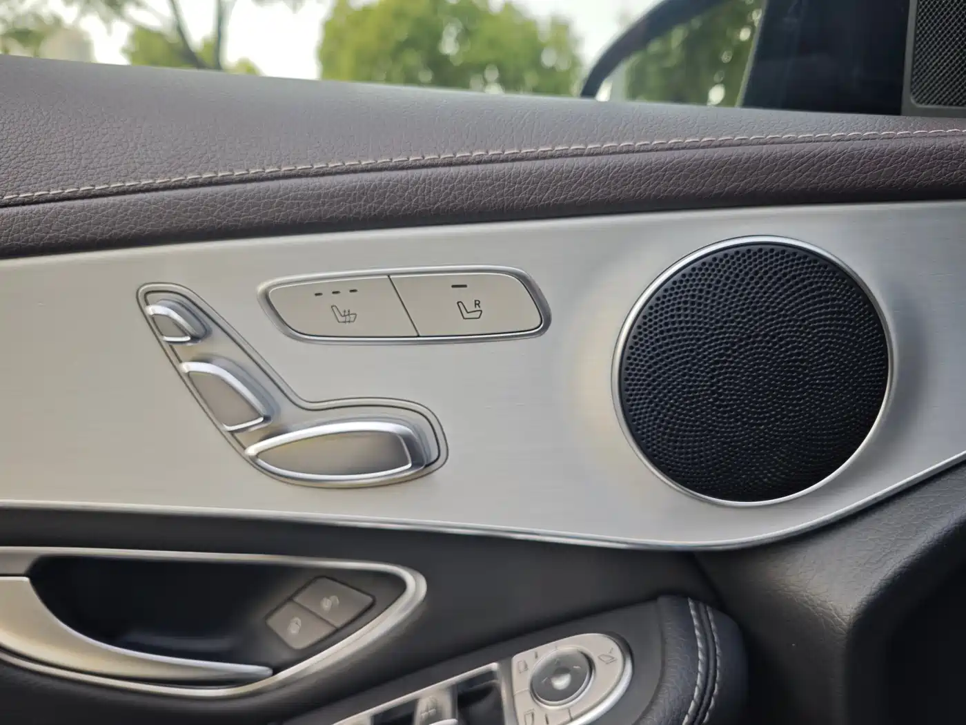Mercedes-Benz GLC 2021 GLC 260 L 4MATIC Sporty фото 19