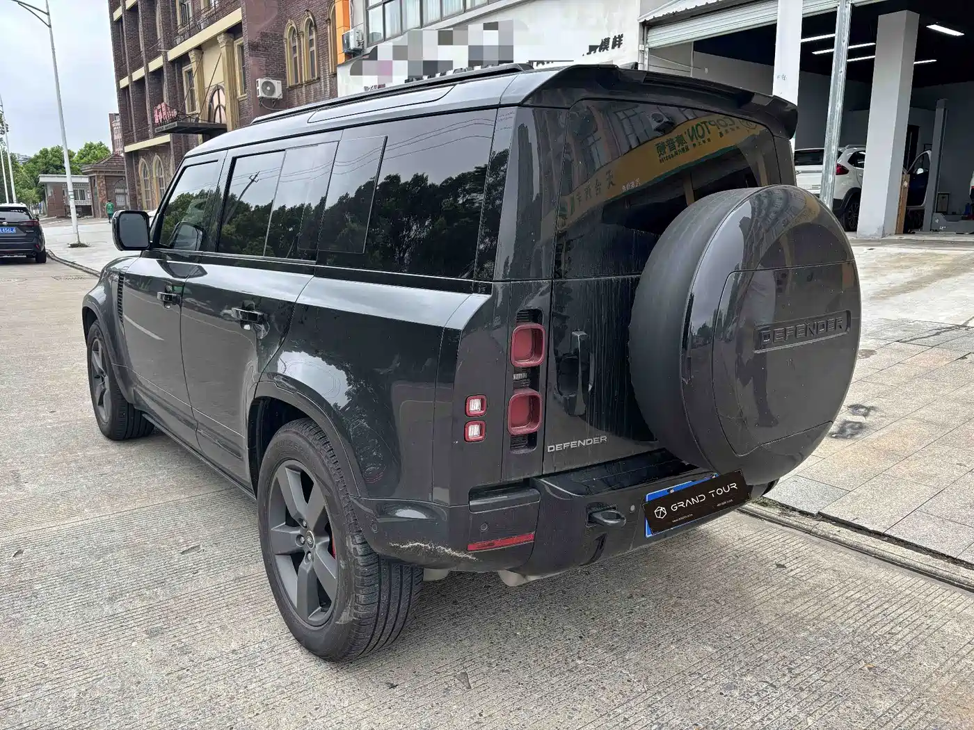 Land Rover Defender 2025 2025 110 3.0T P400 -Dynamic HSE