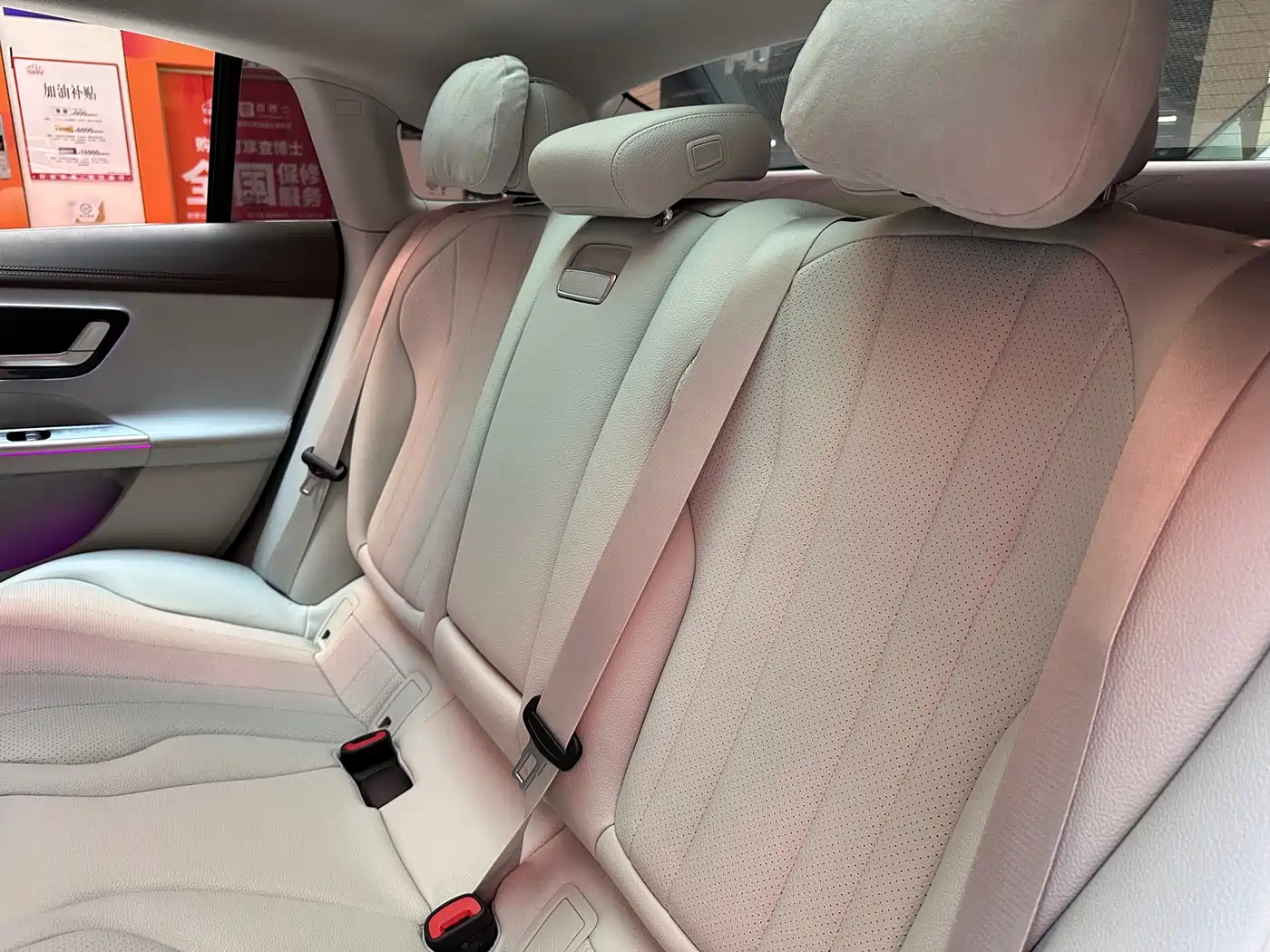 Mercedes-Benz EQE 2022 350 Luxury Edition фото 19