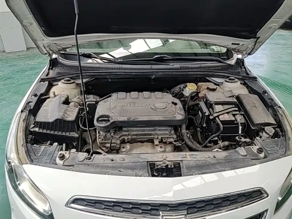 Chevrolet Cruze 2015 1.5L Classic SL MT фото 20