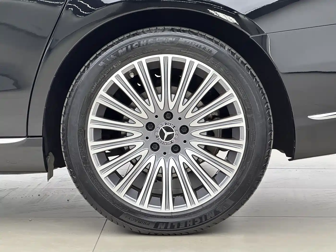 Mercedes-Benz E-Class 2020 E 300 L Luxury Model фото 16