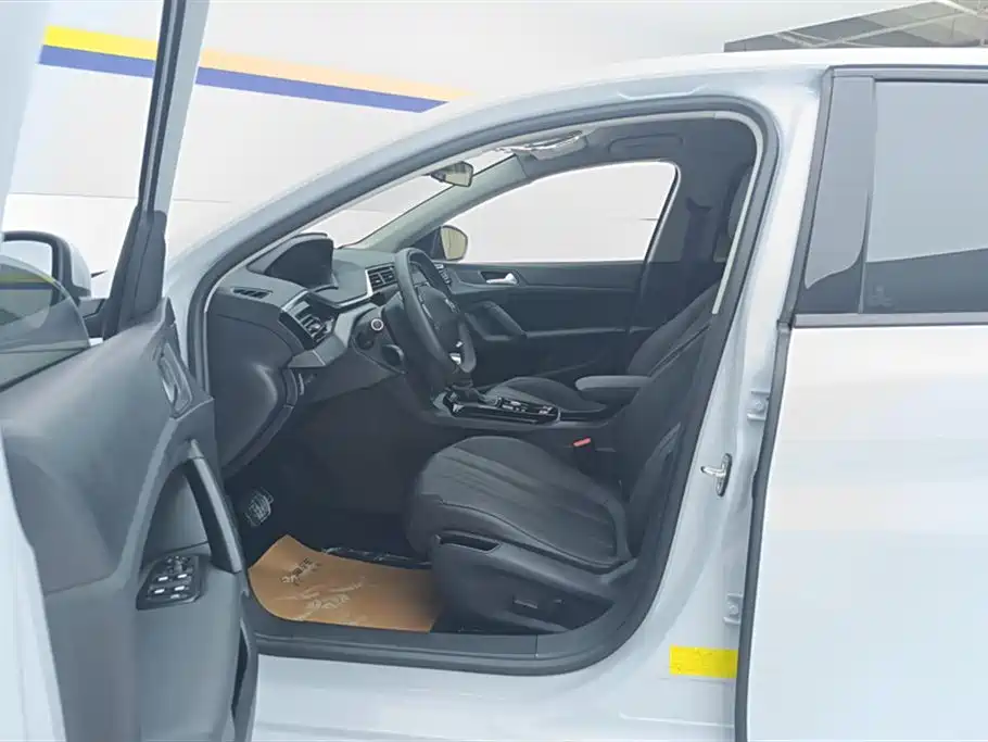 Peugeot 408 2024 360THP Flying Dragon Edition Romani фото 9