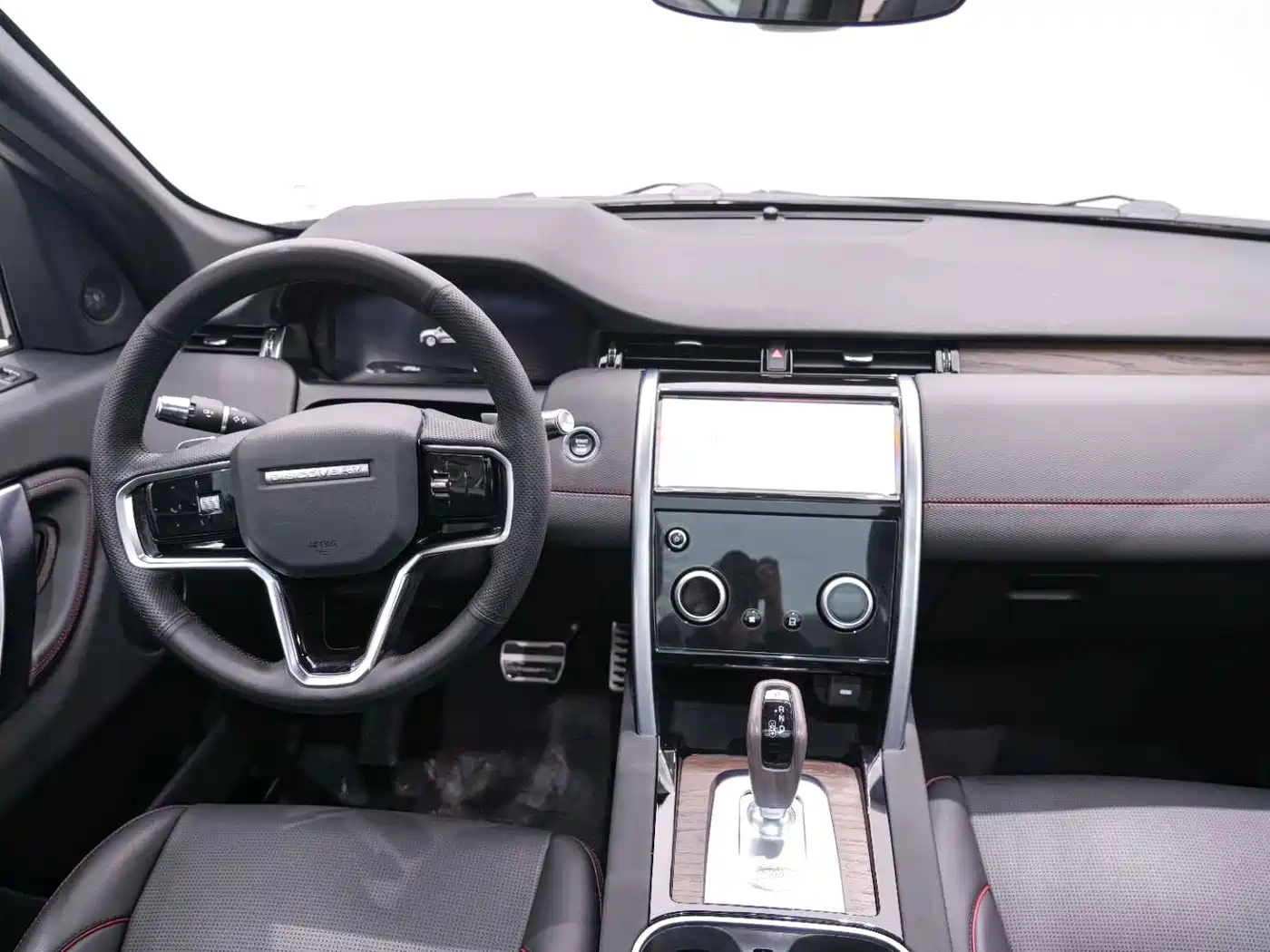 Land Rover Discovery Sport 2022 Model 249PS R-Dynamic S Performance Edition 5-Seater фото 15