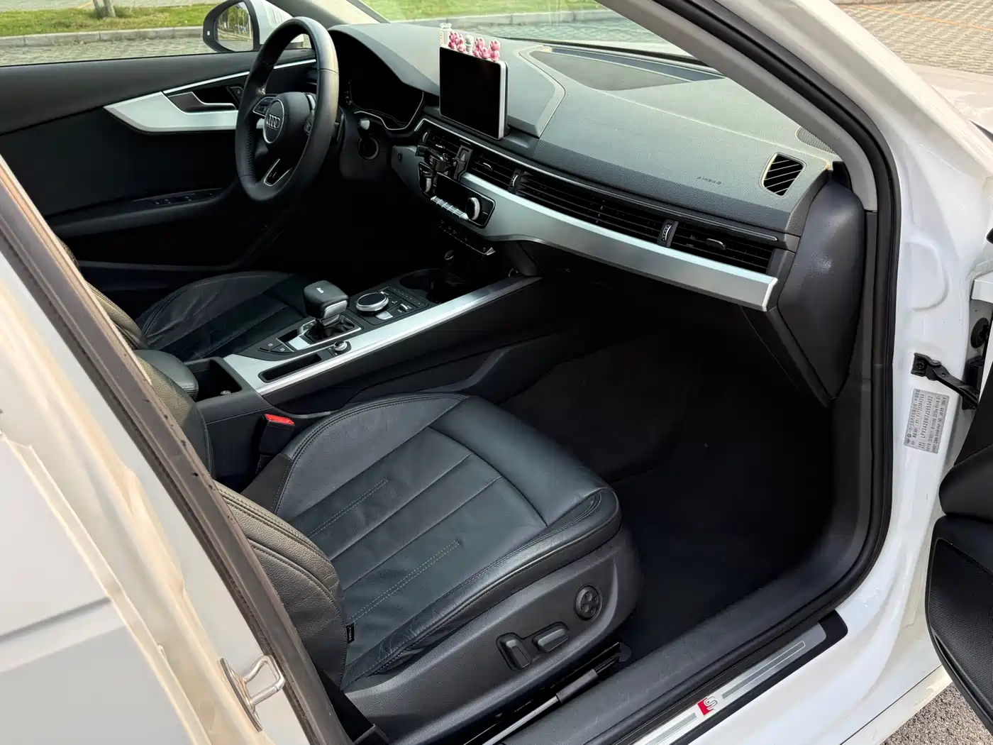 Audi A4L 2018 30th Anniversary 40 TFSI Fashion фото 9