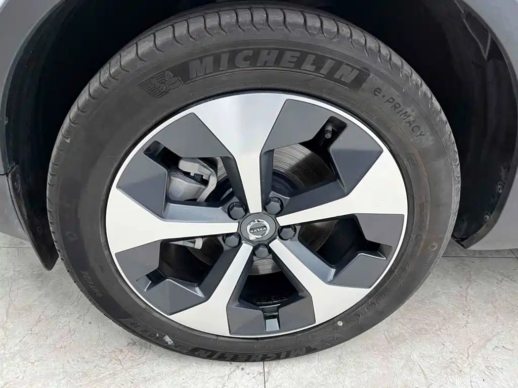 Volvo XC40 2023 2023 B4 AWD Zhiyuan Luxury Edition
