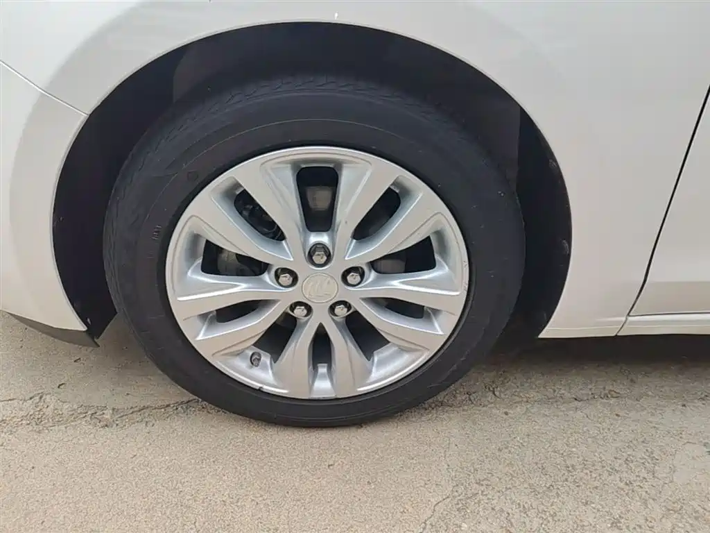 Buick Excelle 2021 Exemplar 1.5L Auto Elite фото 23