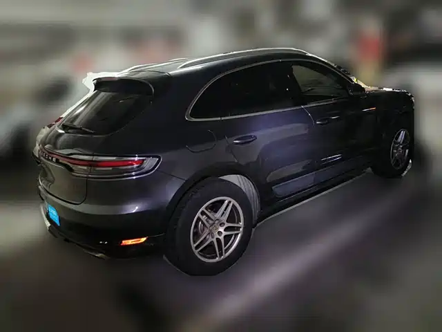 Porsche Macan 2018 Macan 2.0T — фото 5