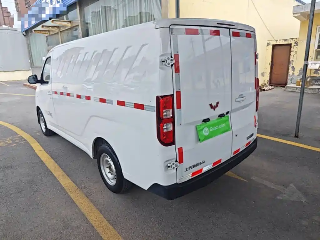 Wuling Motors Wuling Yangguang 2025 2024 300km Comfort Enclosed Van 60kW