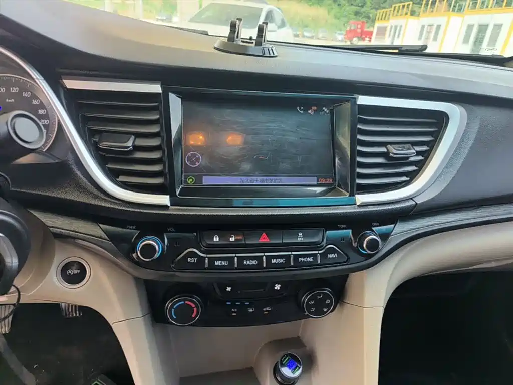 Buick Excelle 2016 15N Manual Elite фото 13