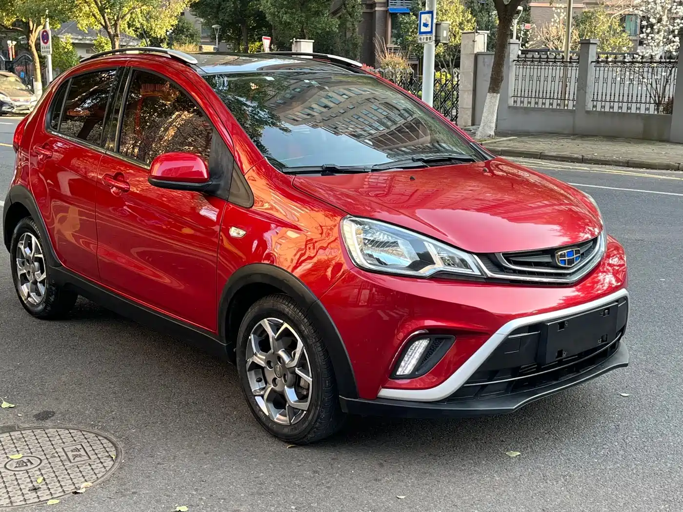 Geely Yuanjing X1 2018 2017 1.3L Auto Player Edition