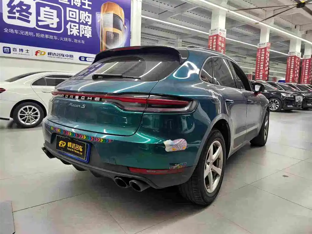 Porsche Macan 2018 Macan 2.0T фото 9