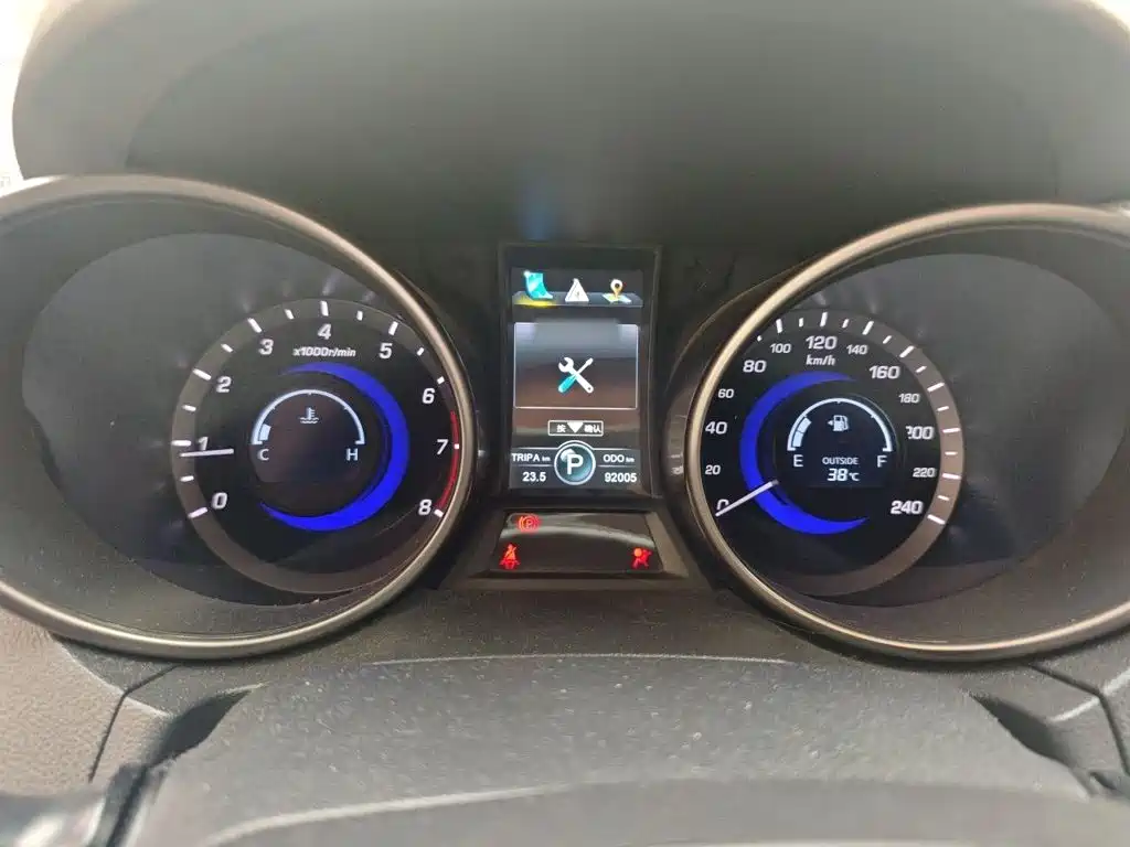 Changan CS75 2016 2014 1.8T Automatic Elite (China IV)