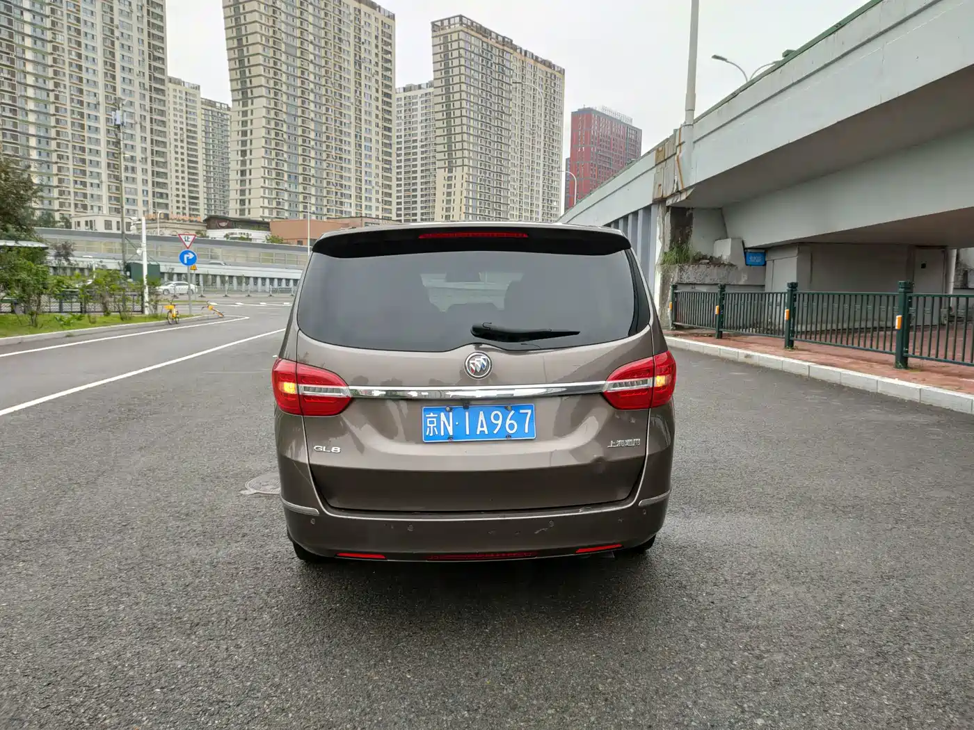 Фото 4 - Buick GL8