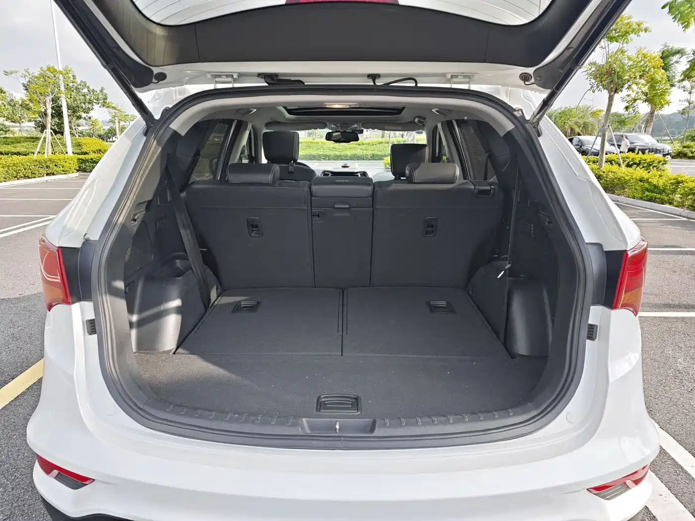 Hyundai Santa Fe 2017 2.0T Automatic 4WD Intelligent 7-Seater фото 13