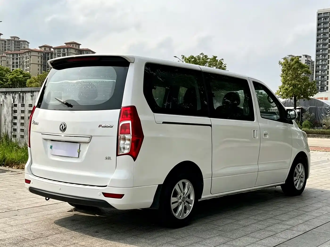 DONGFENG POPULAR F600