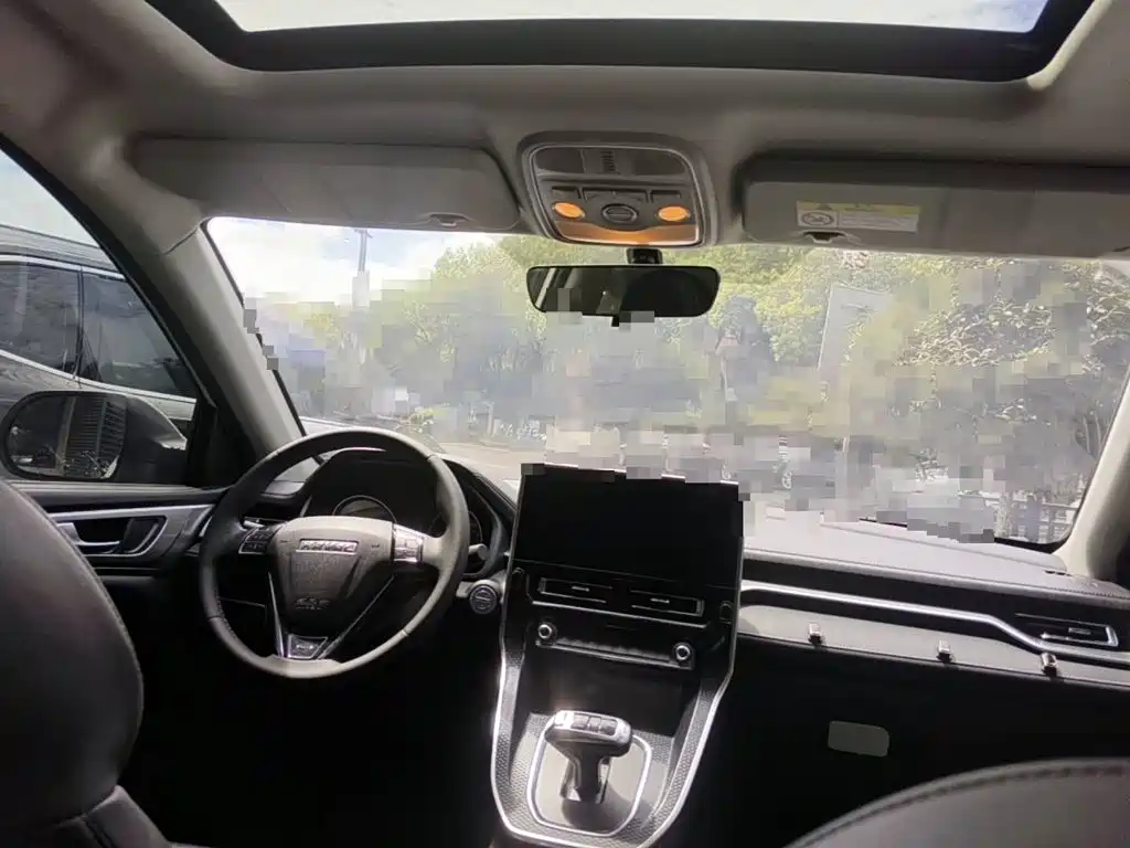 Фото 11 - Haval M6