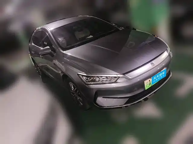 BYD Qin PLUS 2024 Glory Edition EV 420KM Leading — фото 3