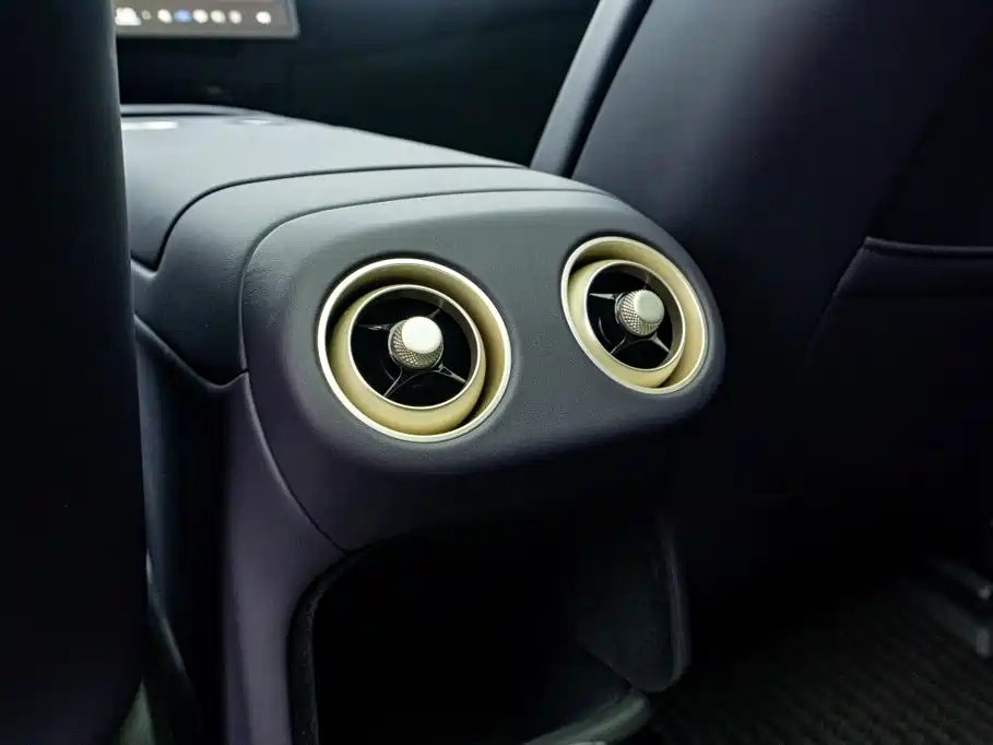 Avatr 07 2025 2024 Ultra Pure Electric AWD