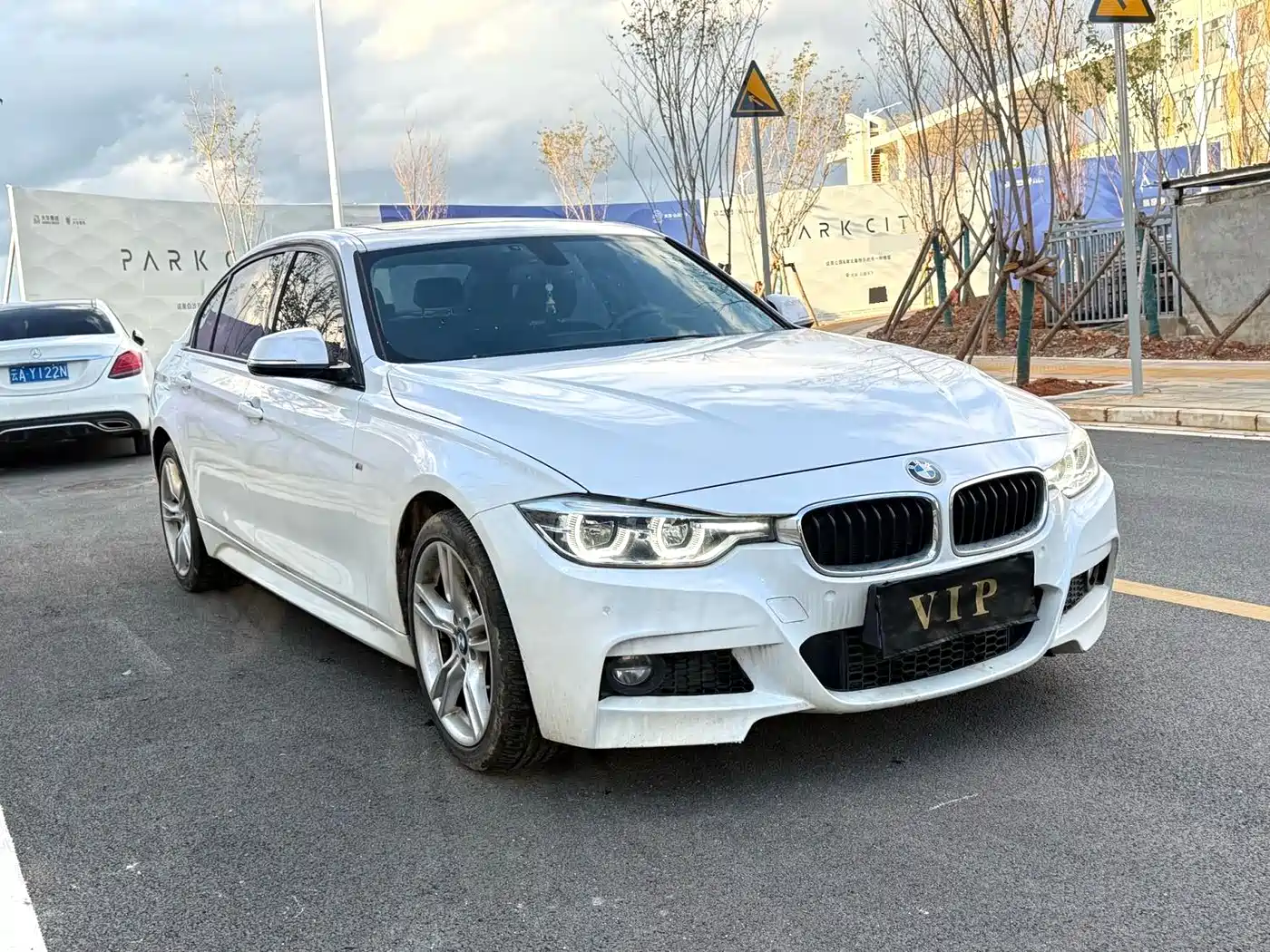 BMW 3 Series 2018 320Li Leading M Sport Package фото 3